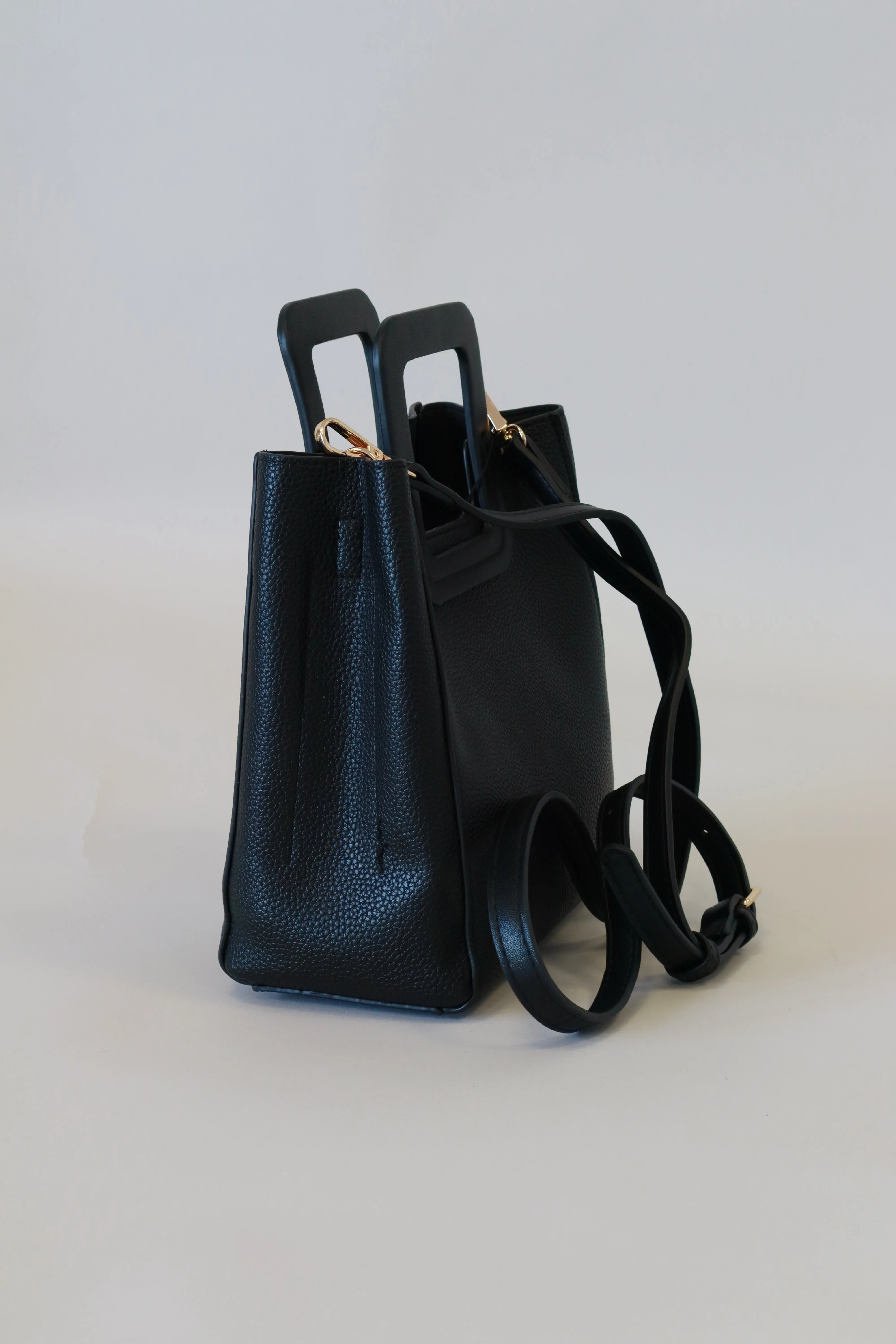 Aimee Handbag in Black