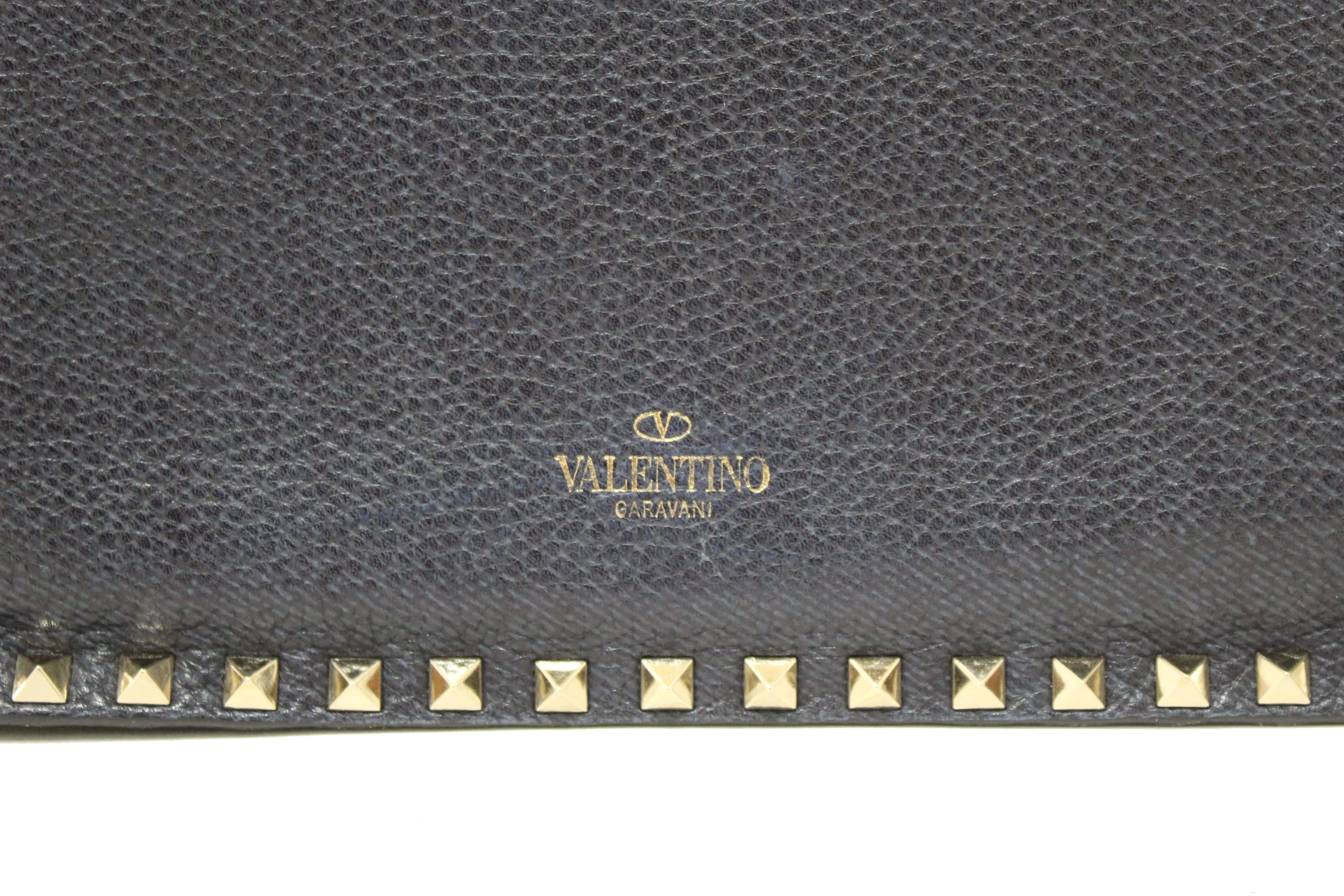 Authentic Valentino Garavani Rockstud Blue Grainy Calfskin Leather Wristlet Flap Clutch