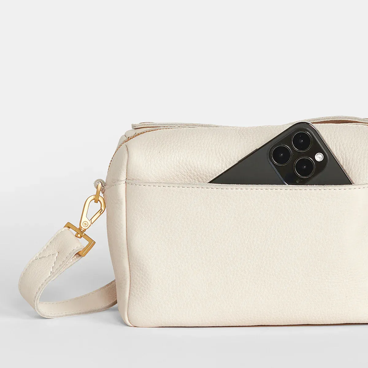 Evan Leather Crossbody Bag - Calla Lily White