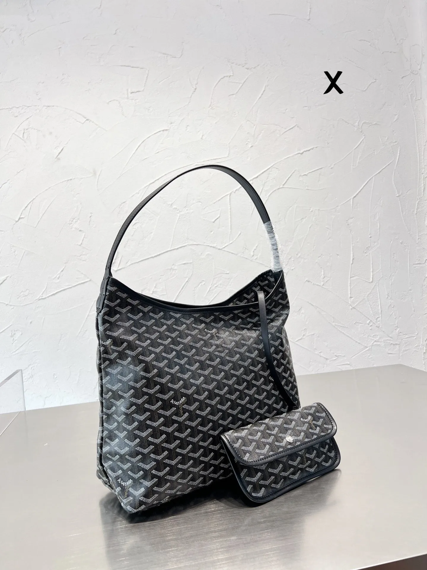 GY004 Goyard Bohème Hobo Bag / 14.5x9.8x5.9inch