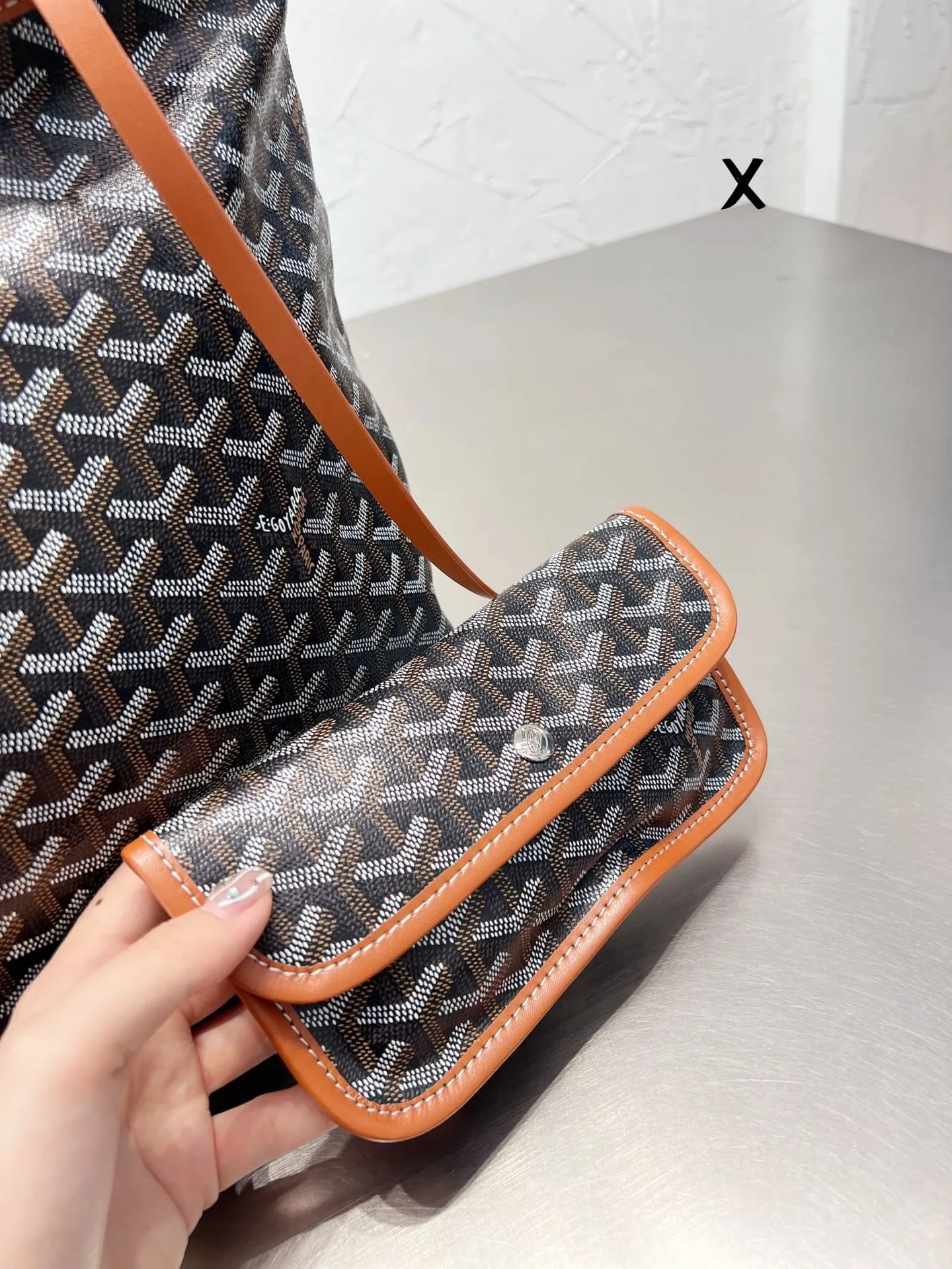 GY004 Goyard Bohème Hobo Bag / 14.5x9.8x5.9inch