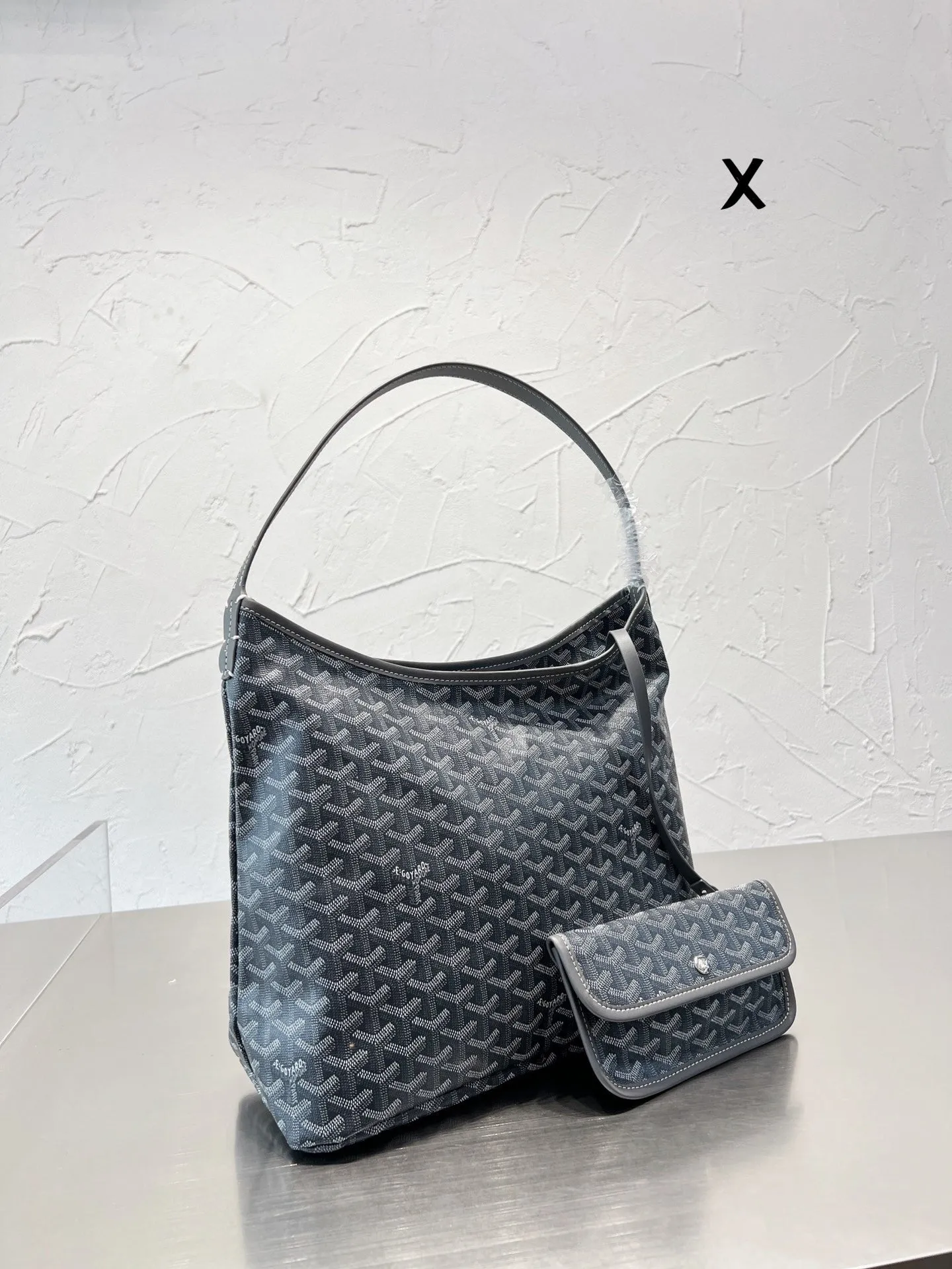 GY004 Goyard Bohème Hobo Bag / 14.5x9.8x5.9inch