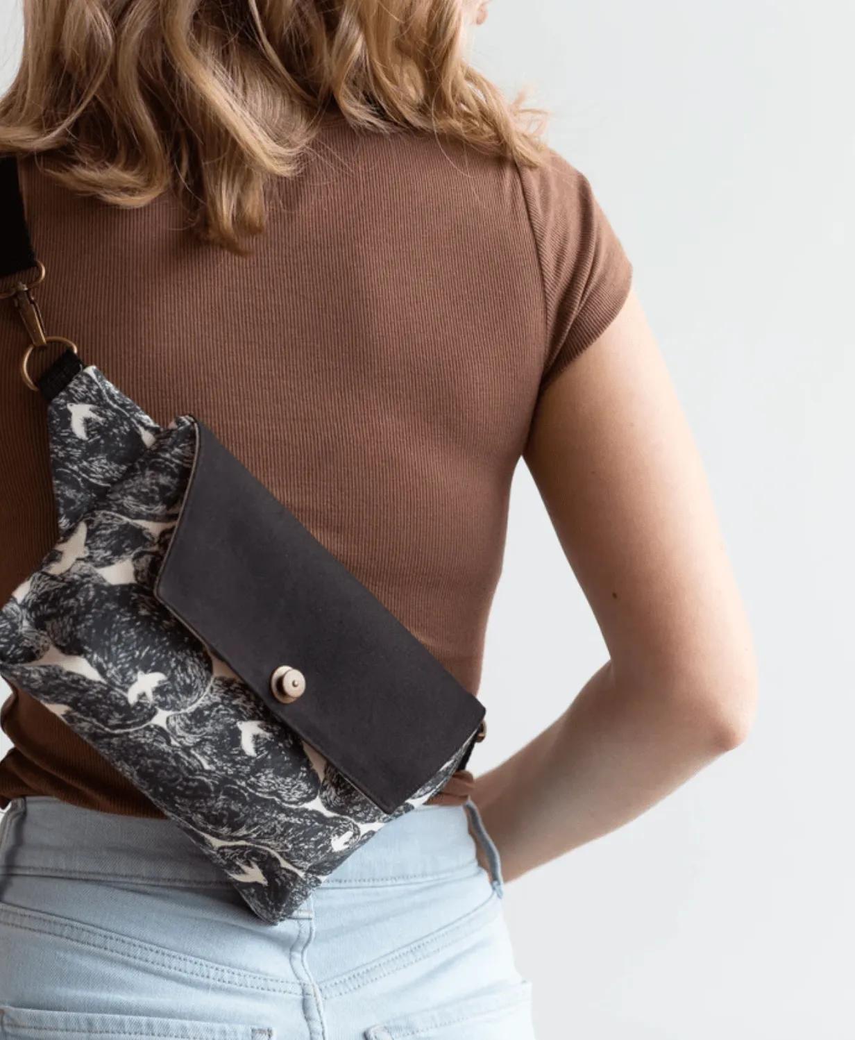 Haralson Belt Bag by Noodlehead (Printed Paper Pattern)