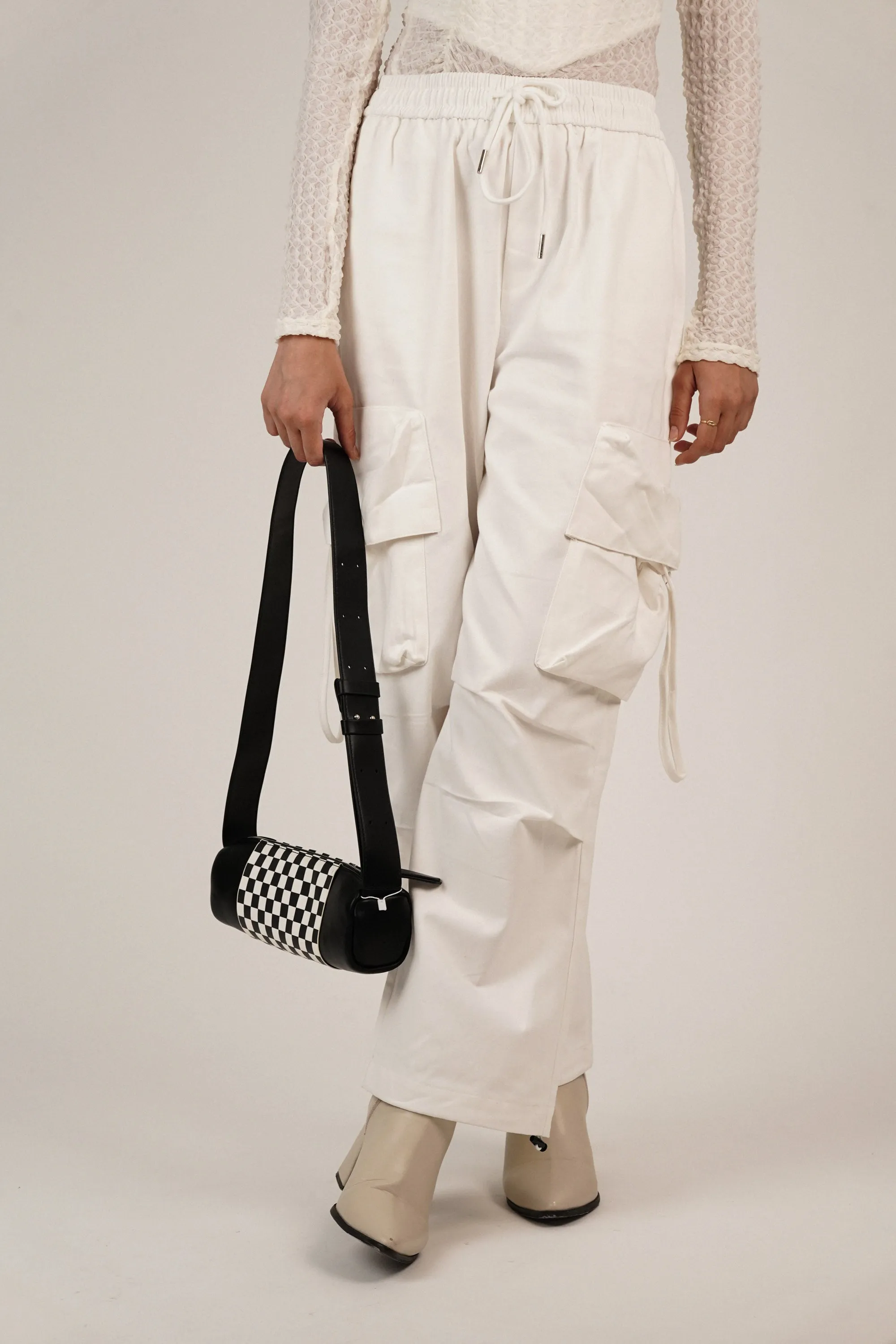 Modish Roll Crossbody