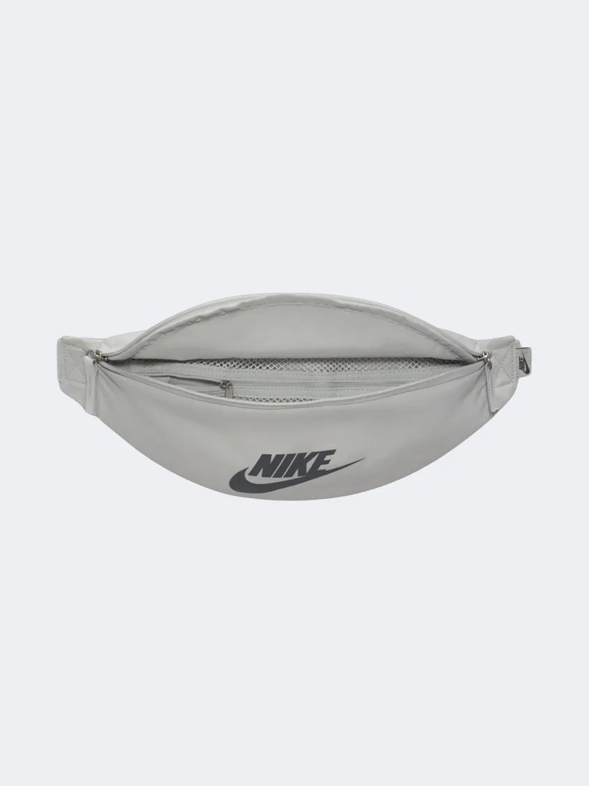 Nike Heritage Unisex Lifestyle Bag Dust/Grey