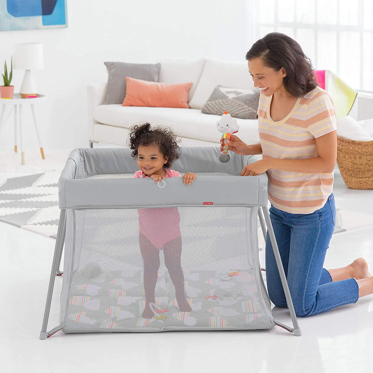 Skip Hop Play To Night Expanding Travel Crib - Grey/Cloud (1 Year Local Warranty On Manufacturing Defects)